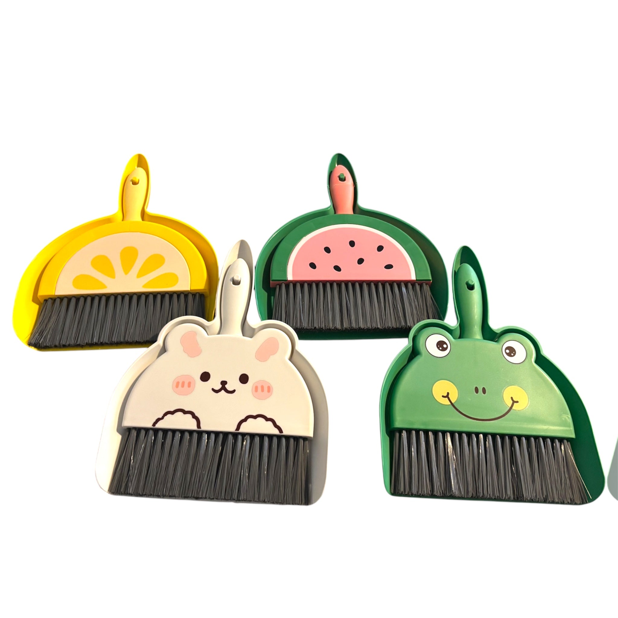 Small Dustpan & Brush for Small Animals